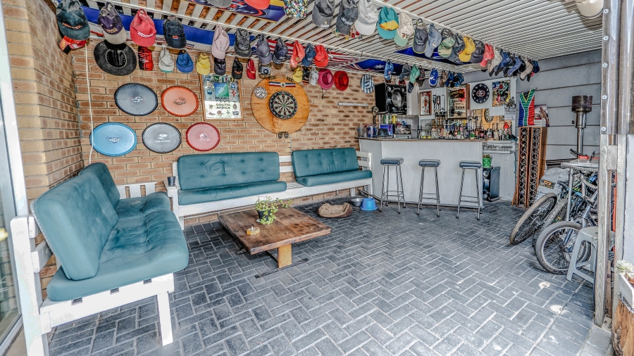 3 Bedroom Property for Sale in Zonnendal Western Cape